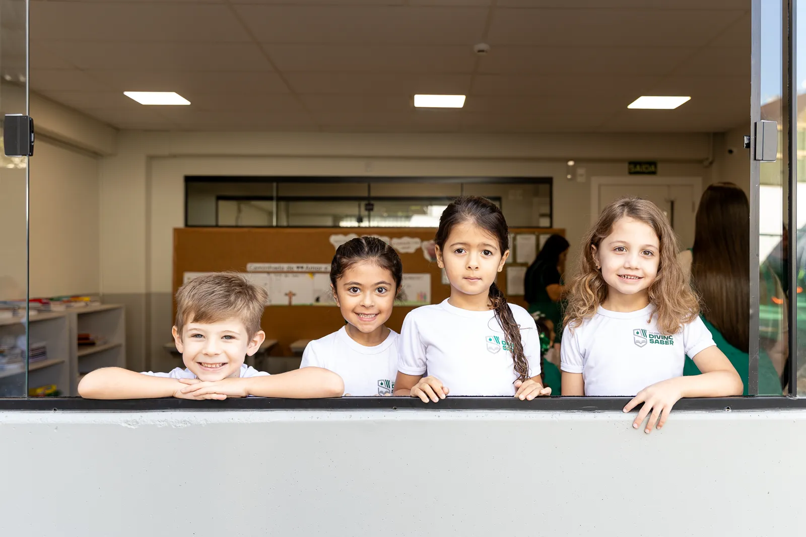 Alunos do Colégio Divino Saber